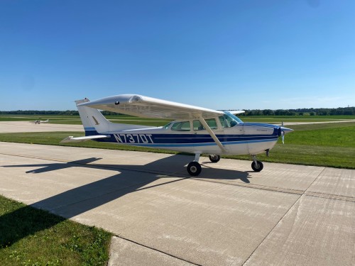 Advance Aviation image 4